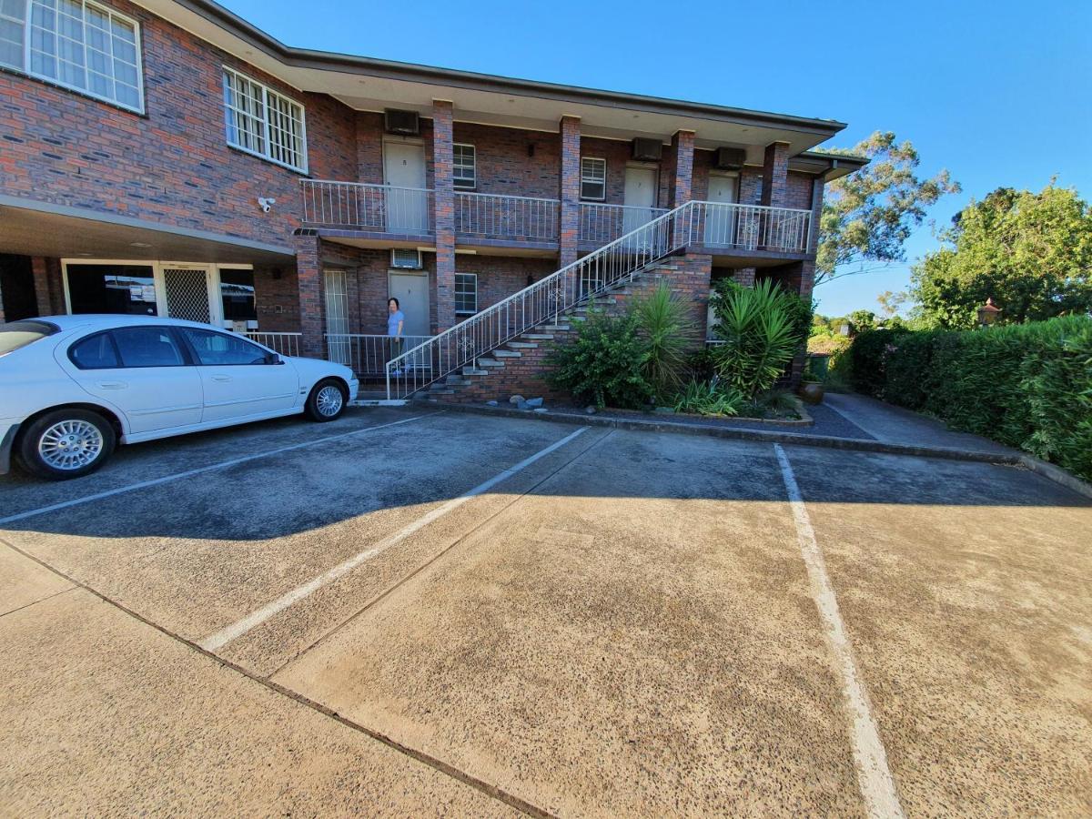 Motel Margeurita Queanbeyan Exterior photo